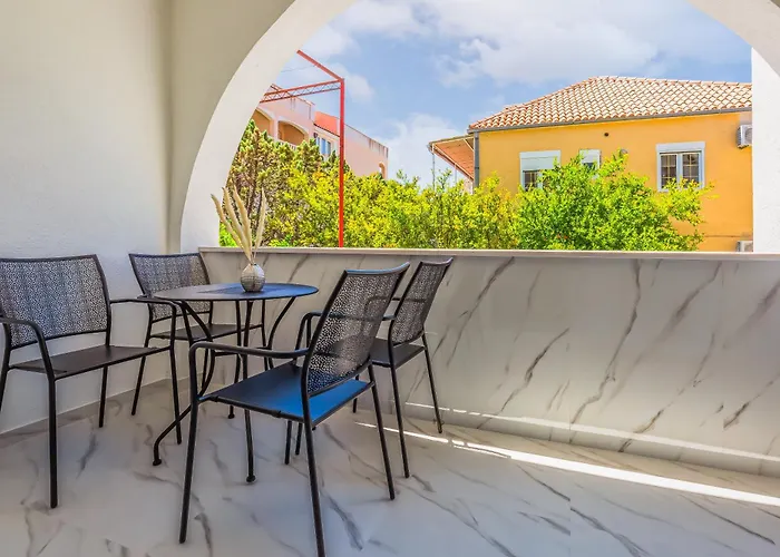 Luxury Sandra 바스카보다