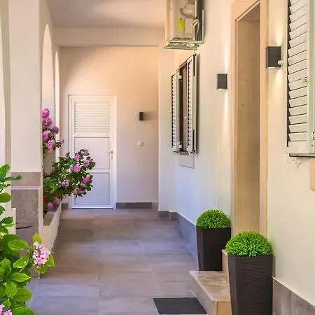 Luxury Sandra Apartment