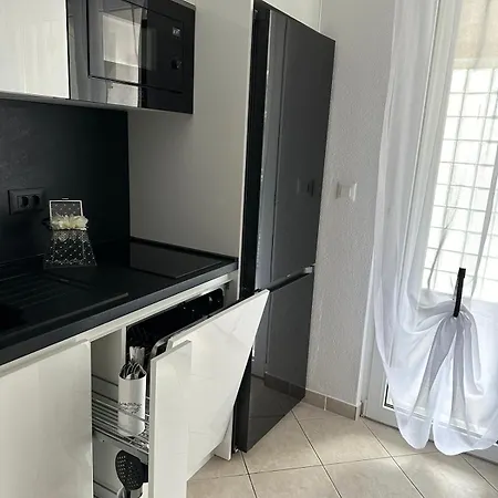 Apartment Luxury Sandra Baska Voda