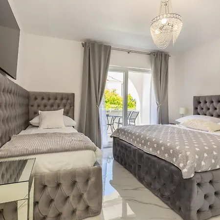 Apartment Luxury Sandra