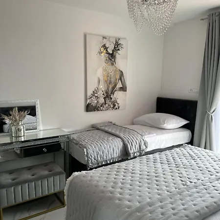 Luxury Sandra Apartment Baska Voda