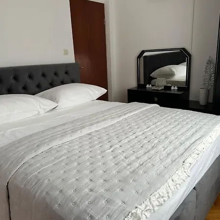 Luxury Sandra Apartment *